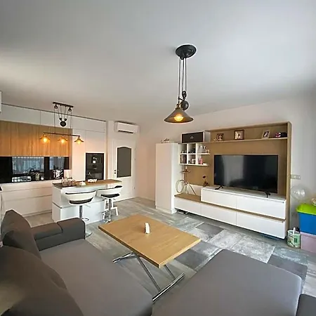 Luxurious And Panoramic At The Beach. Апартамент *