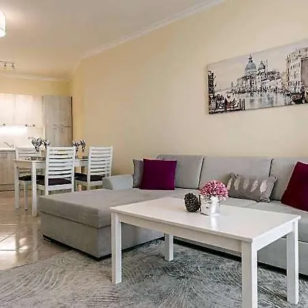 Luxurious And Panoramic At The Beach. Βάρνα